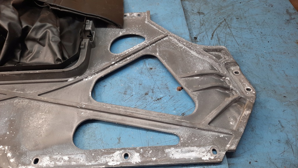 фото №6, Стіна перегородкова перегородка mercedes w220