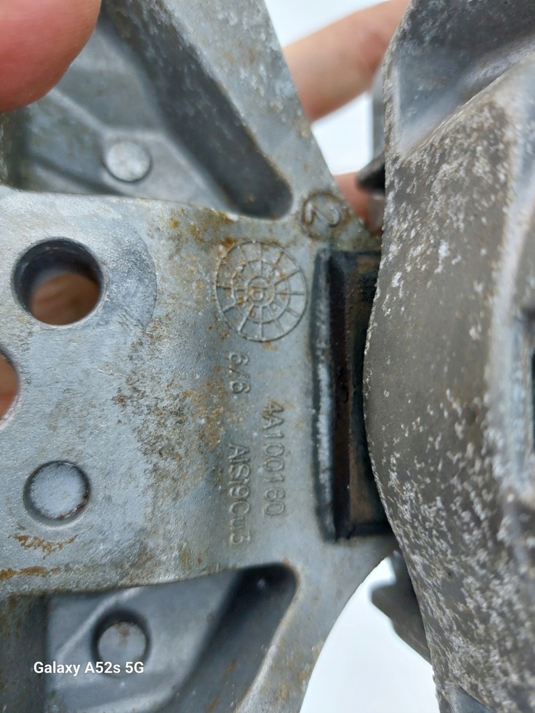 фото №9, Подушка кронштейн двигуна peugeot 308 t9 eu