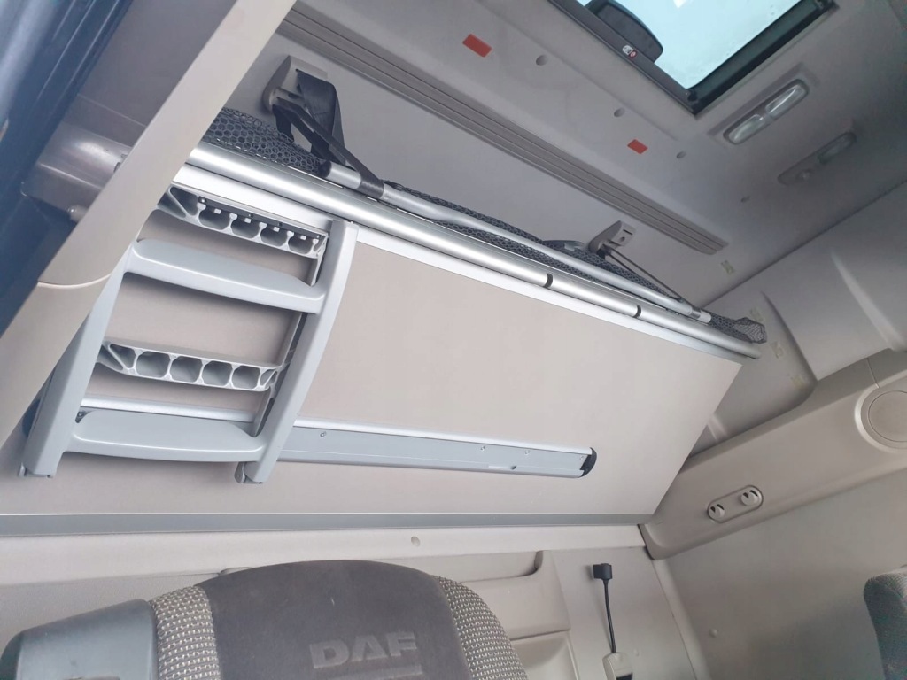 фото №12, Кабіна з 2017r. daf xf 106 lift super space cab