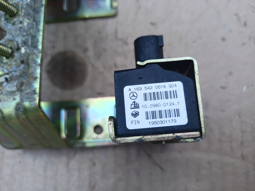 фото №1, Датчик ускорения chrysler crossfire mercedes