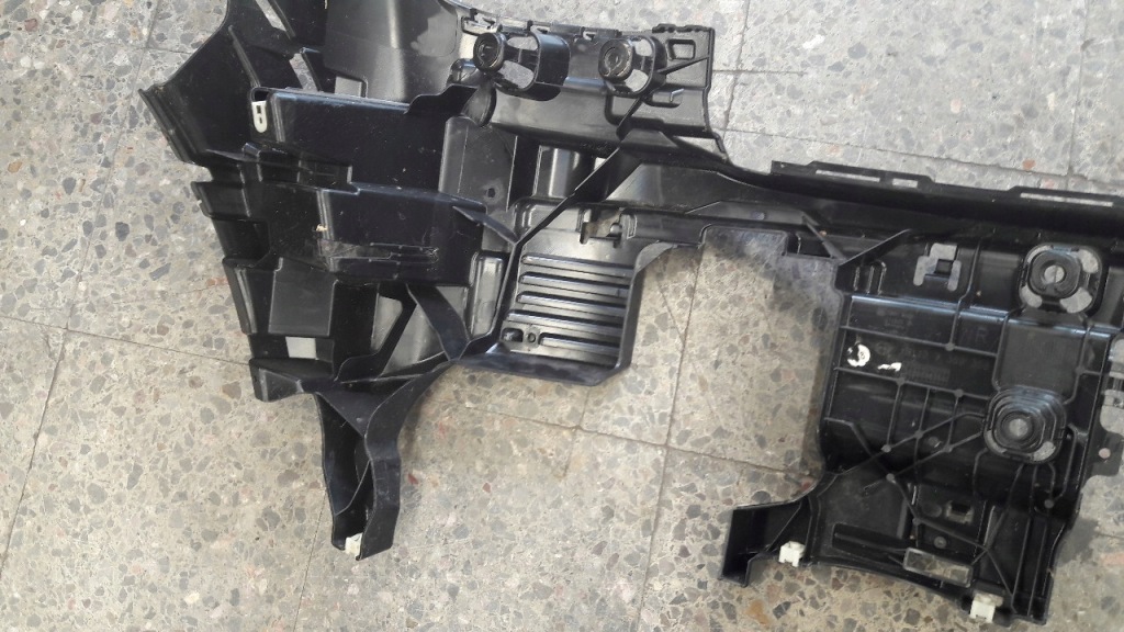 7389358 направляющая бампер правый задняя mini countryman f60 Доставка