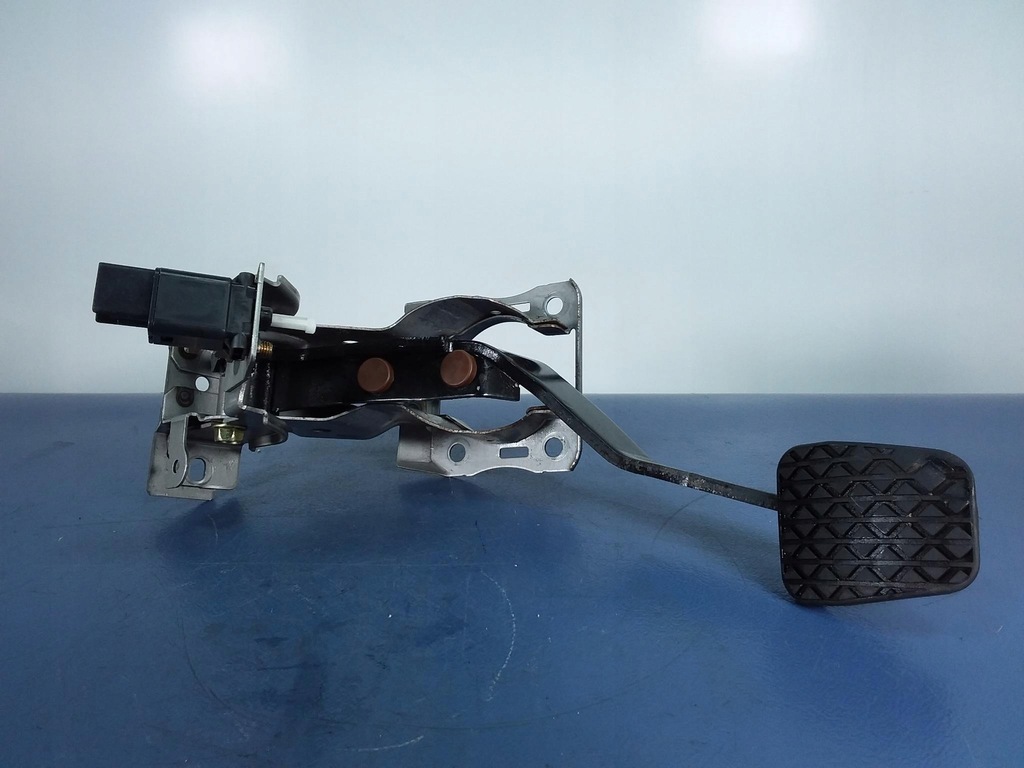 фото №3, Mazda 6 i gg педаль тормоза