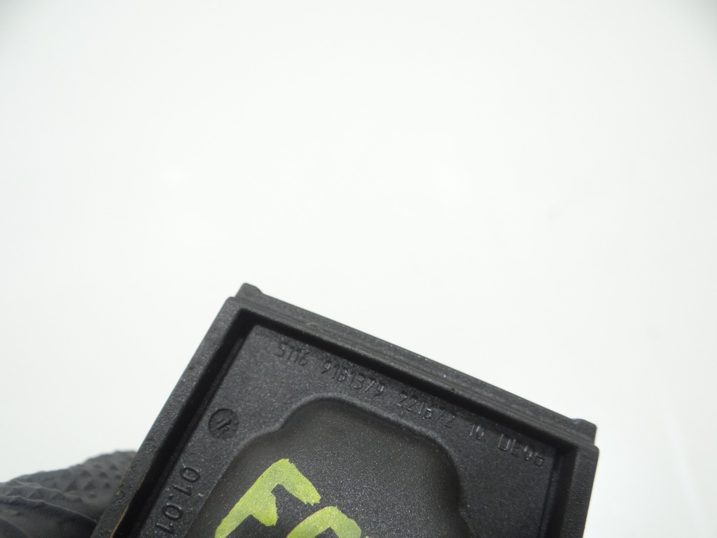 фото №6, Пепельница bmw f07 gt 9181379