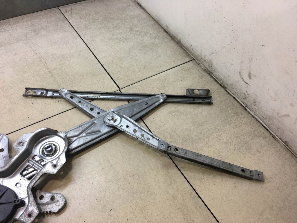 фото №8, Подъемник стекло правый перед rover 400