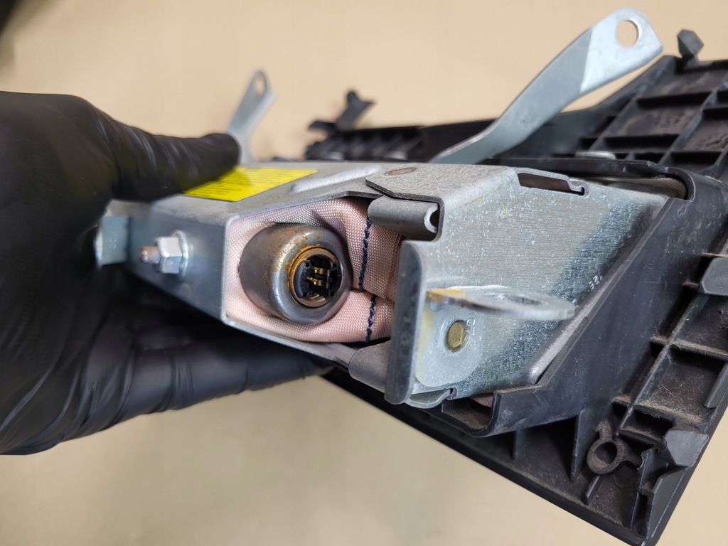 фото №9, Подушка воздушная коленная подушка безопасности toyota yaris ii 305477010 оригинальный номер europa