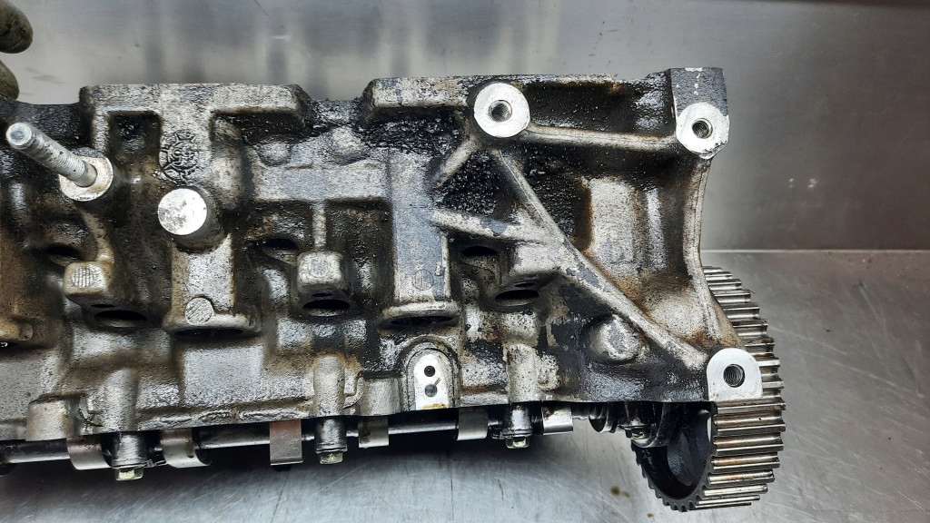 фото №13, Головка двигуна k9k02 renault clio 1.5 dci
