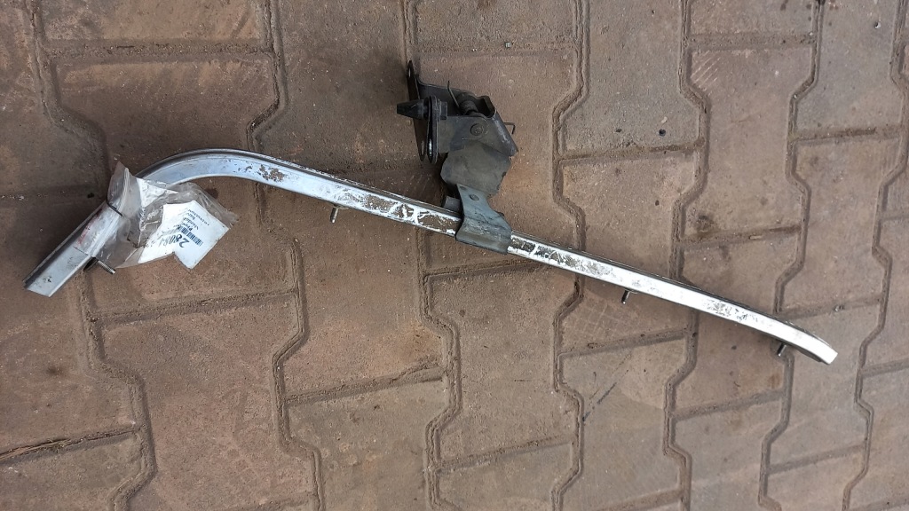 Направляющая mazda 5 Доставка