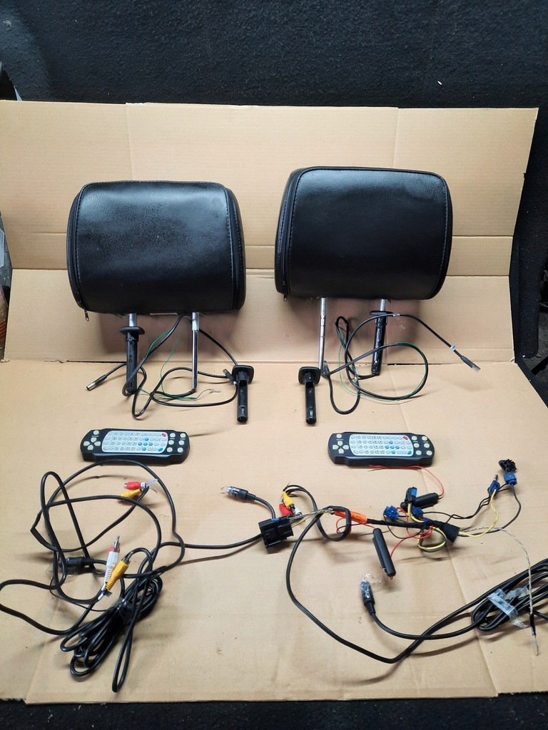 фото №1, Підголівники екрани renault usb брелоки