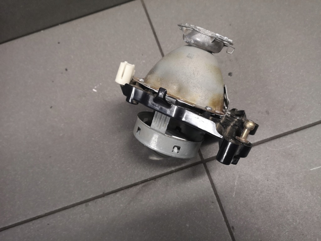 фото №6, Линза лампы audi a6 c6