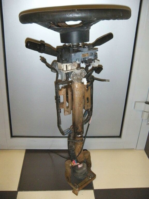 фото №1, Колонка кермова mazda 323f