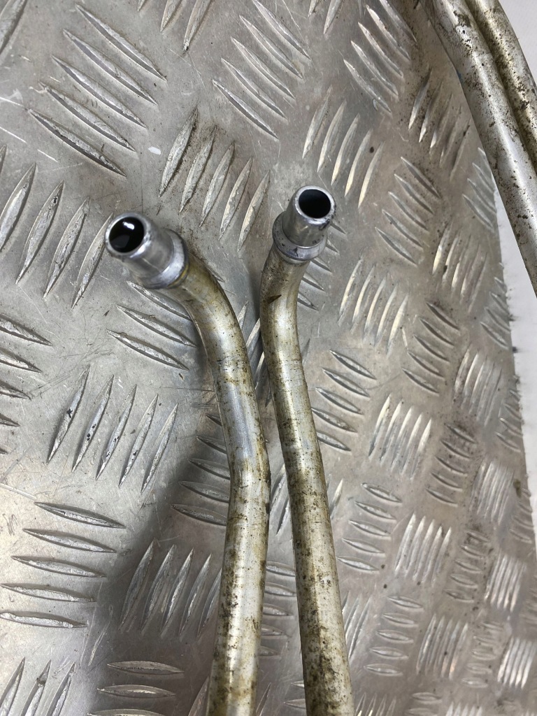 2015 jeep grand cherokee шланг радиатора масла коробки 0918130730 Оригинал