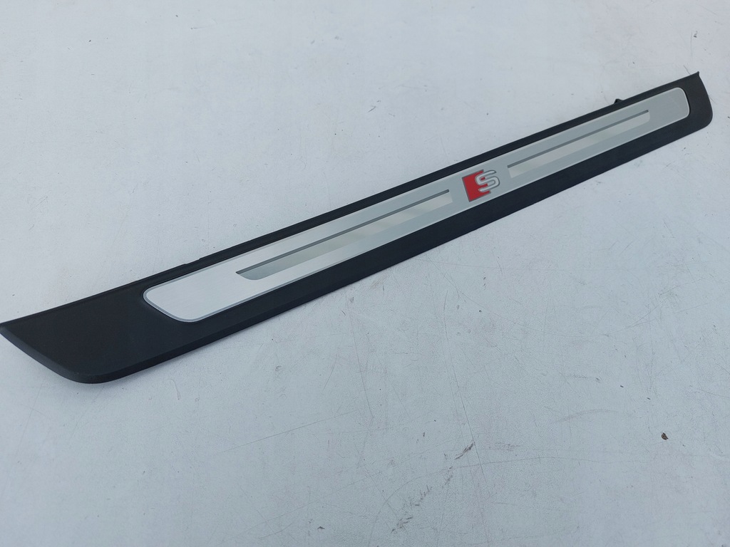 фото №2, Молдинг порог подсвеченная audi a7 4k8 s-line