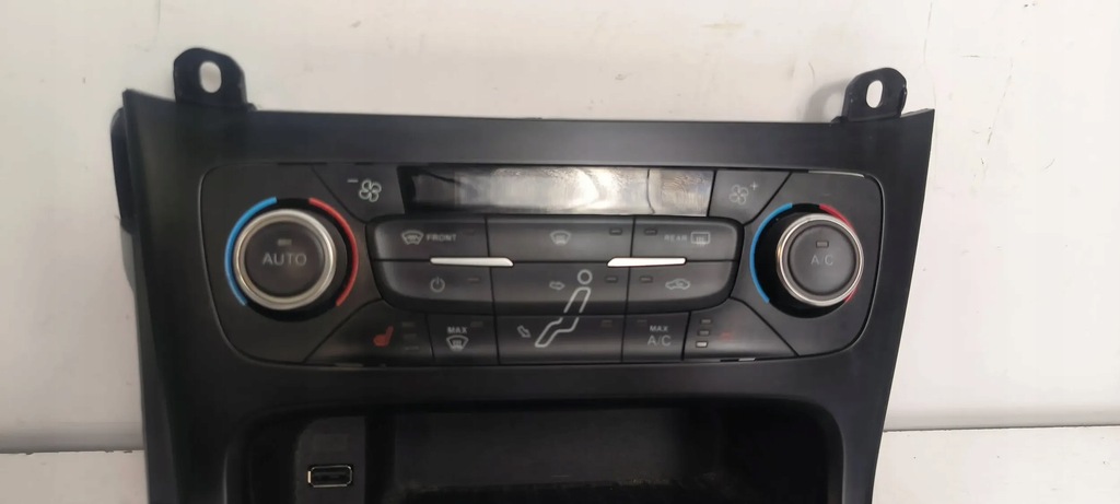 фото №5, Рамка радіо панель радіо ford focus mk3 f1et-18k811-hd