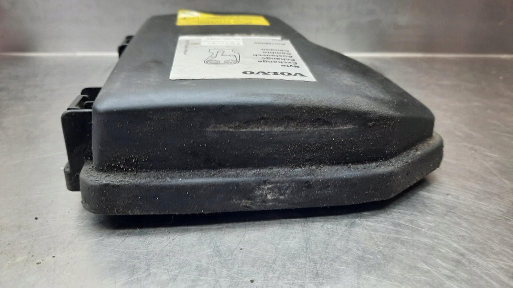 фото №7, Корпус комп'ютер коробка запобіжників xc90 v70 ii xc70 ii 8645259