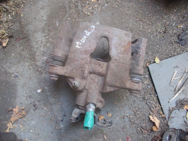 фото №1, Ford mondeo mk3 супорт задній правий