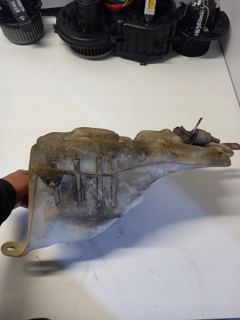 фото №5, Бачок омывателя vw caddy ii 6k0955453m