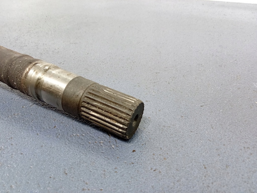 фото №3, Alfa romeo 166 2.4 jtd приводной вал правая перед