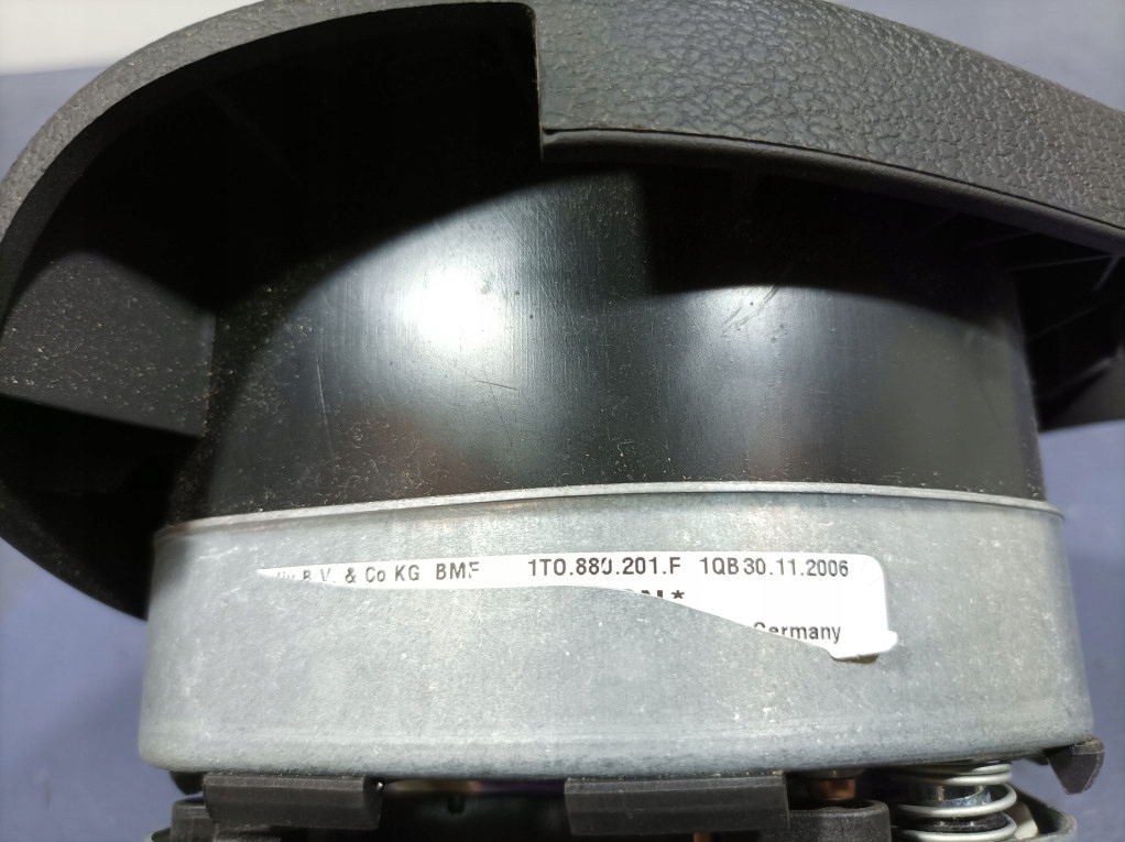 фото №7, Vw touran i подушка безопасности подушка водителя 1t0880201f