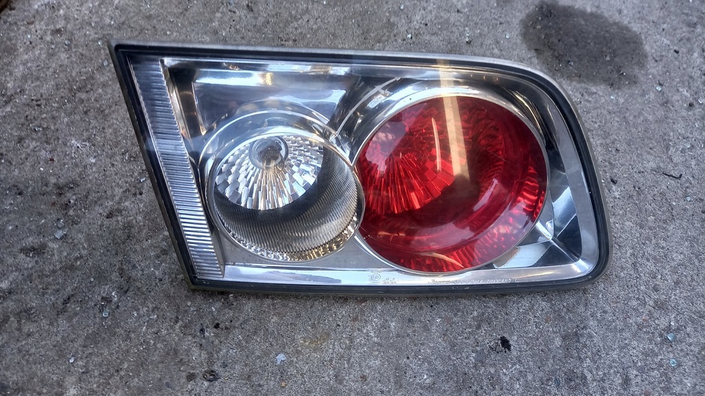 фото №1, Лампа задняя левая крышка багажника mazda 6 03r 2.0d