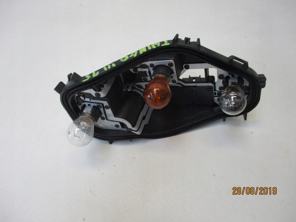 фото №1, Вкладиш лампи правий задня renault twingo iii