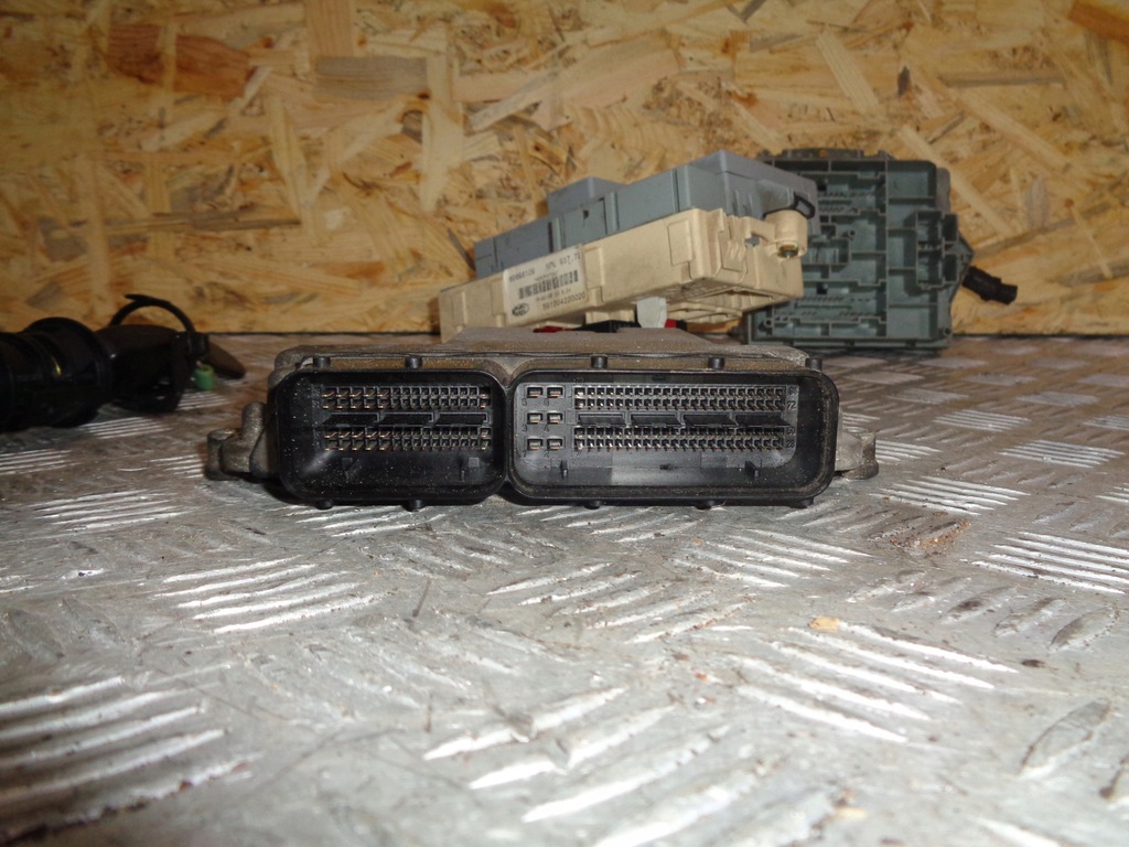 фото №8, Бортовий комп'ютер набір стартовий імобілайзер alfa romeo 147 lift 1.9 jtd 04-