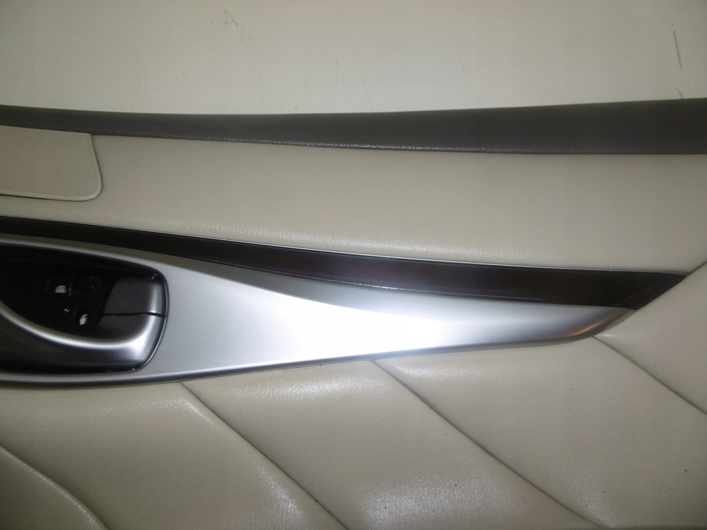 фото №8, Обшивка дверь правый перед infiniti m30 m35 m37 q70