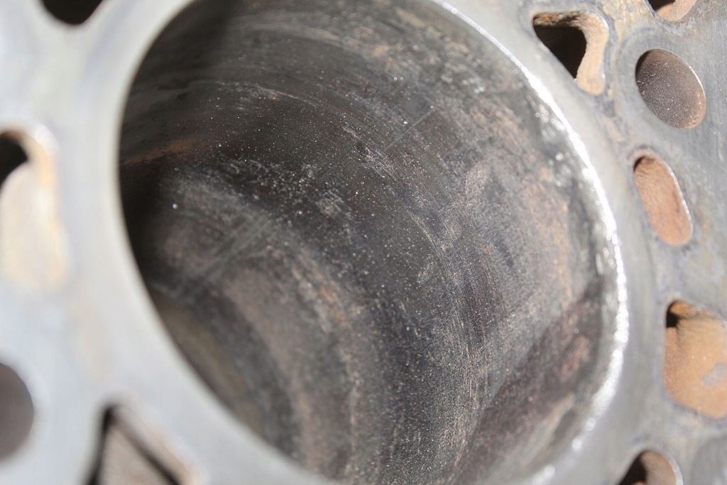 фото №9, Блок двигуна land rover discovery iii jaguar s-type 2.7 d 276dt 4r8q6015cd