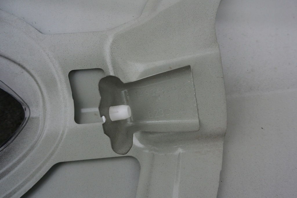 фото №13, Крыло правый перед передний оригинал чёрный tesla y model y