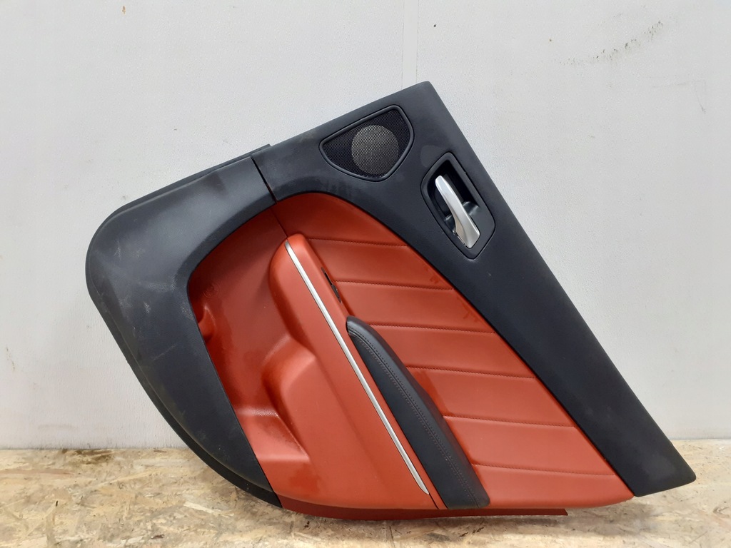 фото №1, Charger 2015- обшивка обивка правый левый задняя