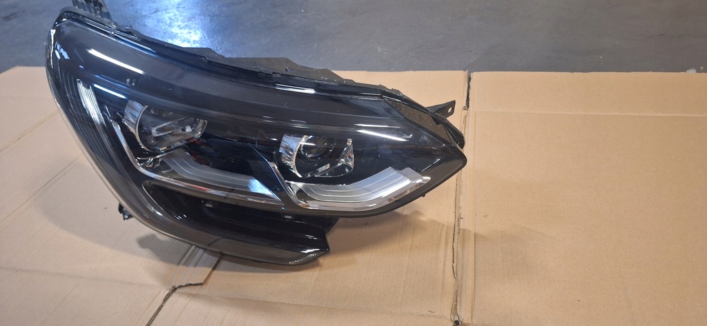 фото №1, Лампа передня права renault megane iv