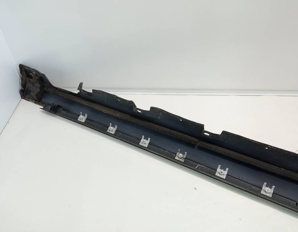 фото №8, Накладка порог левая audi a8 d4 long ly8x