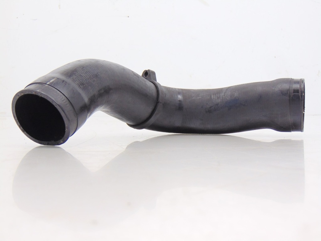 фото №1, Шланг воздуха audi s3 8l tt 1.8t 8l9145708g