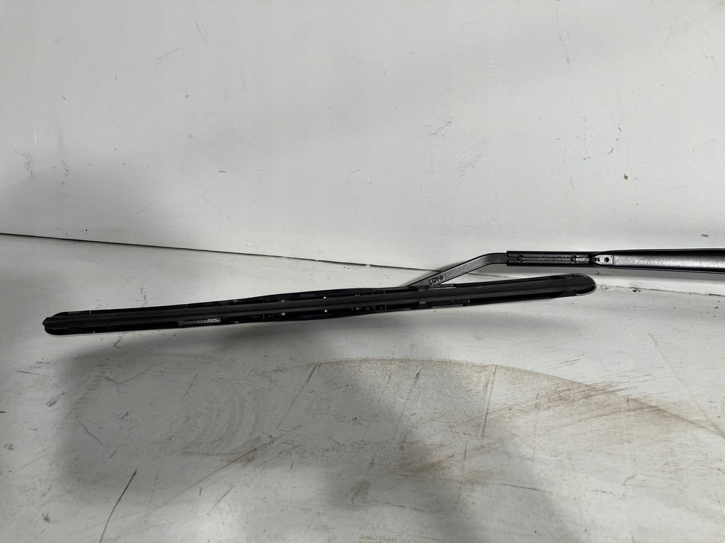 фото №7, Yaris cross рычаг дворники правое