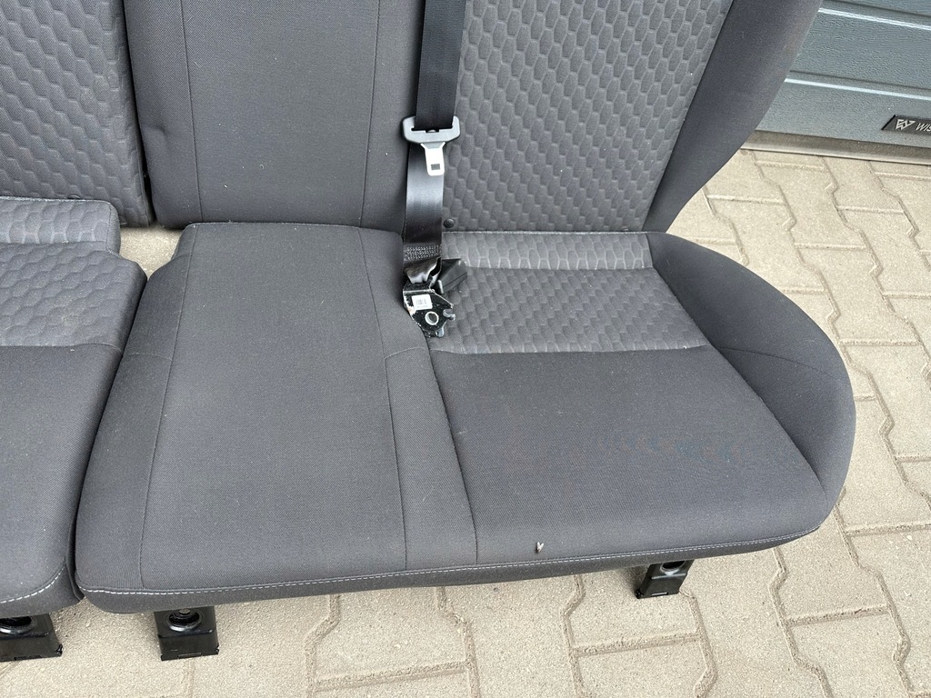 фото №9, Ford focus mk3 kombi заднее сиденье сиденья задние крепления