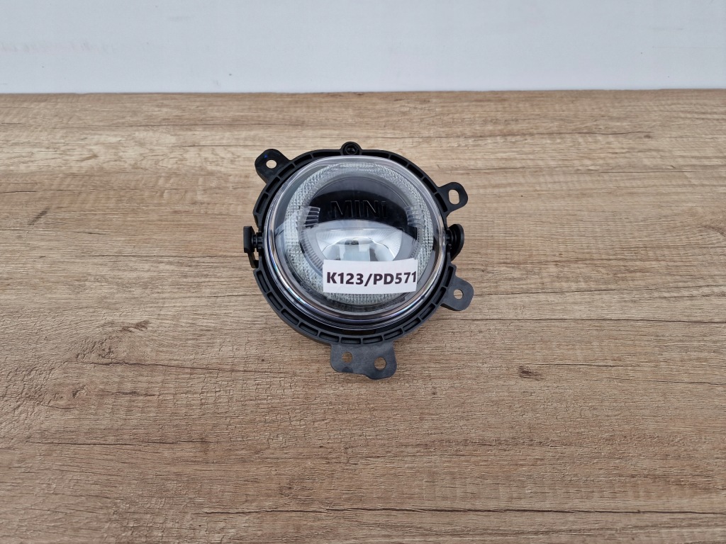 Купити Mini cooper 18-23r f55 рестайлінг  правий протитуманна фара led drl