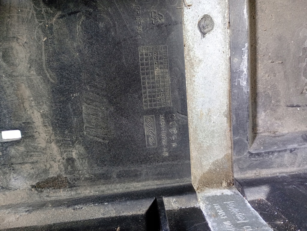 Ford focus 2 2 04-11 основа акумулятор оригінальний номер 3m5110723an Недорого