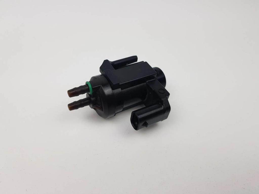 Клапан вакууму bmw 3 f30 x1 f48 2.0d b47 8570591 Зі Шроту
