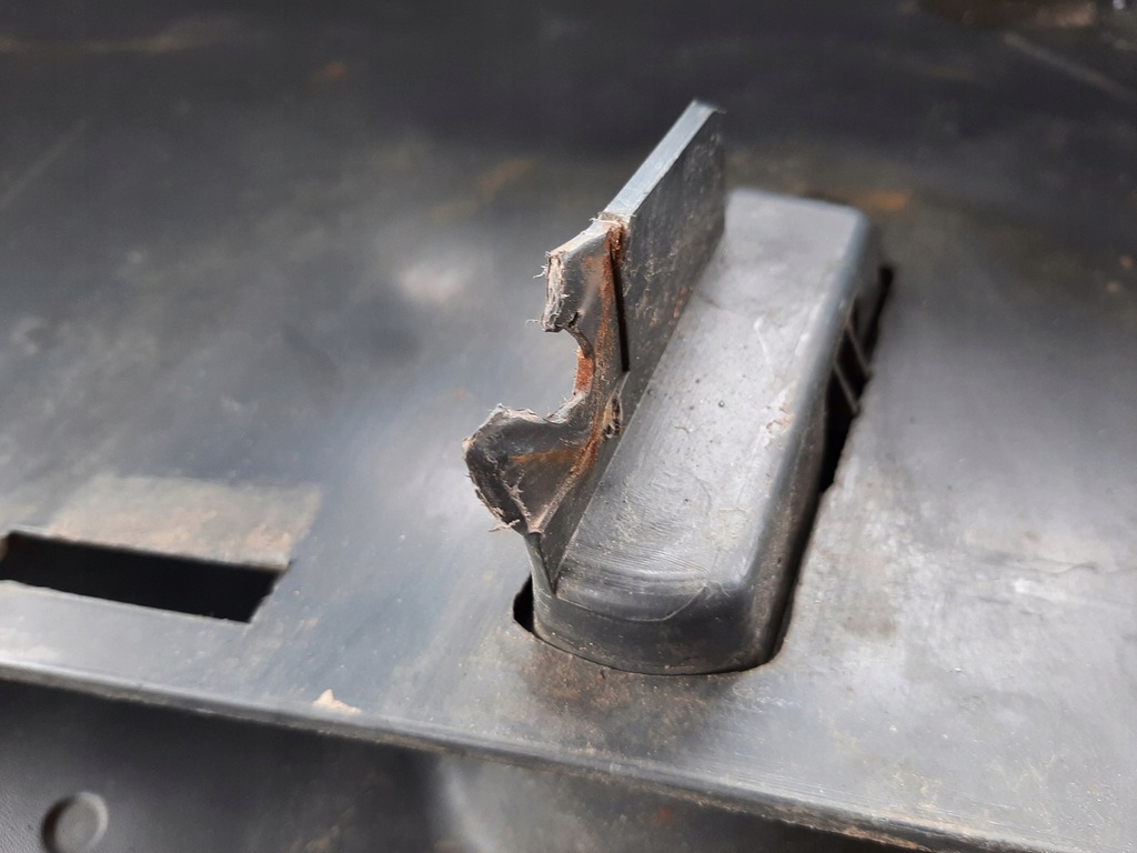 фото №13, Renault vel satis бампер задняя 2206101