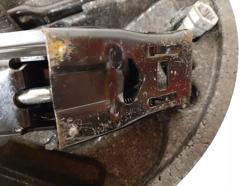 фото №6, Вкладыш багажника skoda octavia ii 1z0012115b