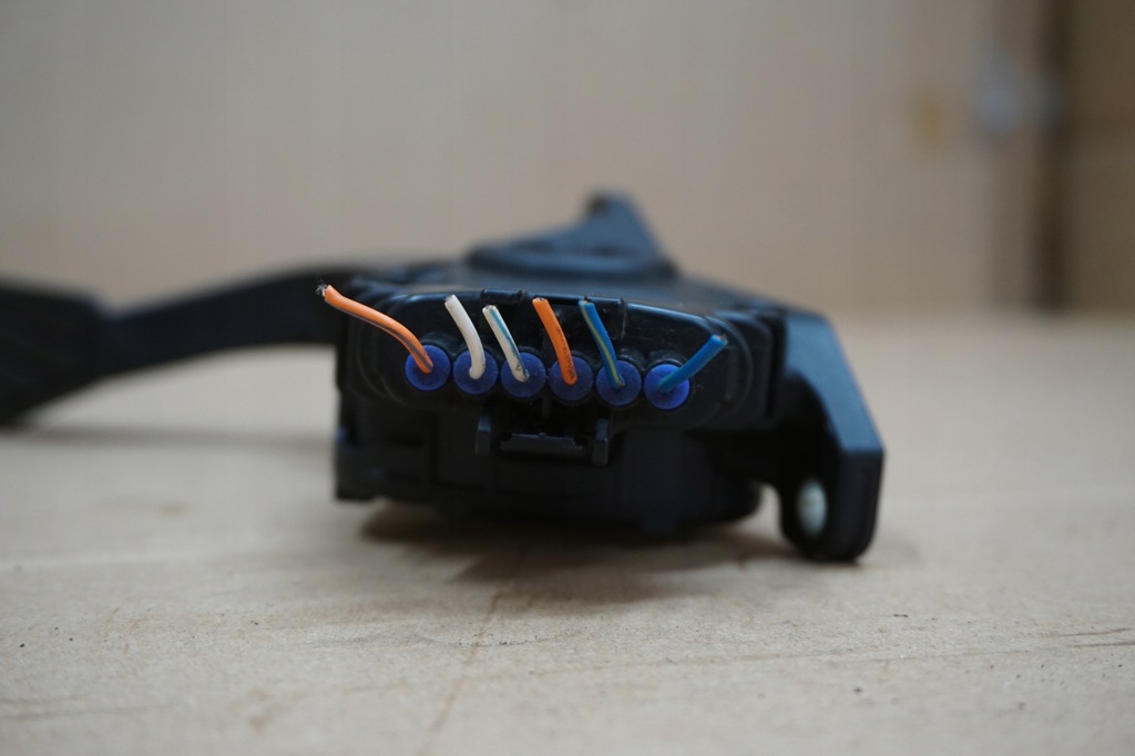 фото №6, Suzuki grand vitara ii педаль газа потенциометр 2,4 vvt 09r