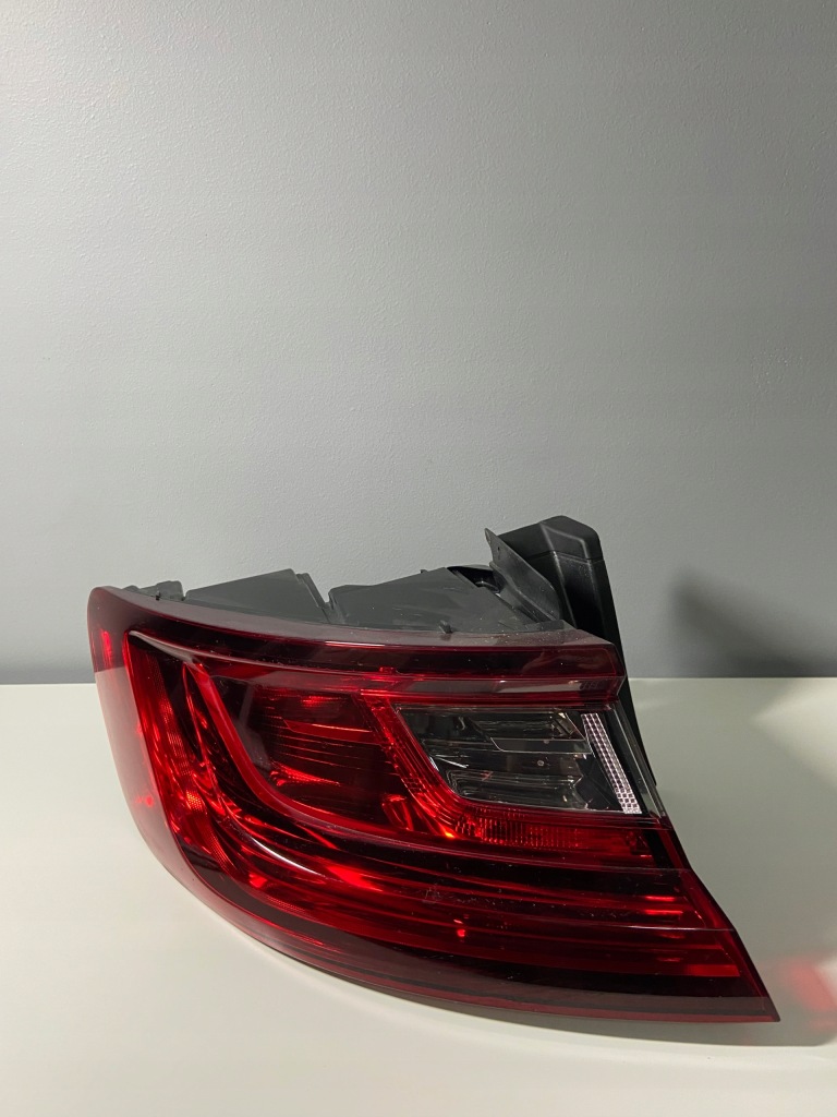 фото №1, Лампа задняя задняя левая renalt megane iv hb 265554829r