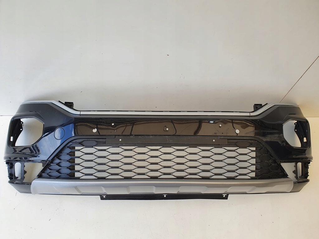 фото №1, Volkswagen оригінальний номер 2ga807221j бампер bez отворів pdc