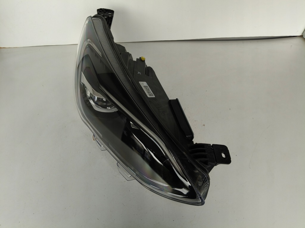 Фара правый  фара ford focus mk4 18- full led Доставка