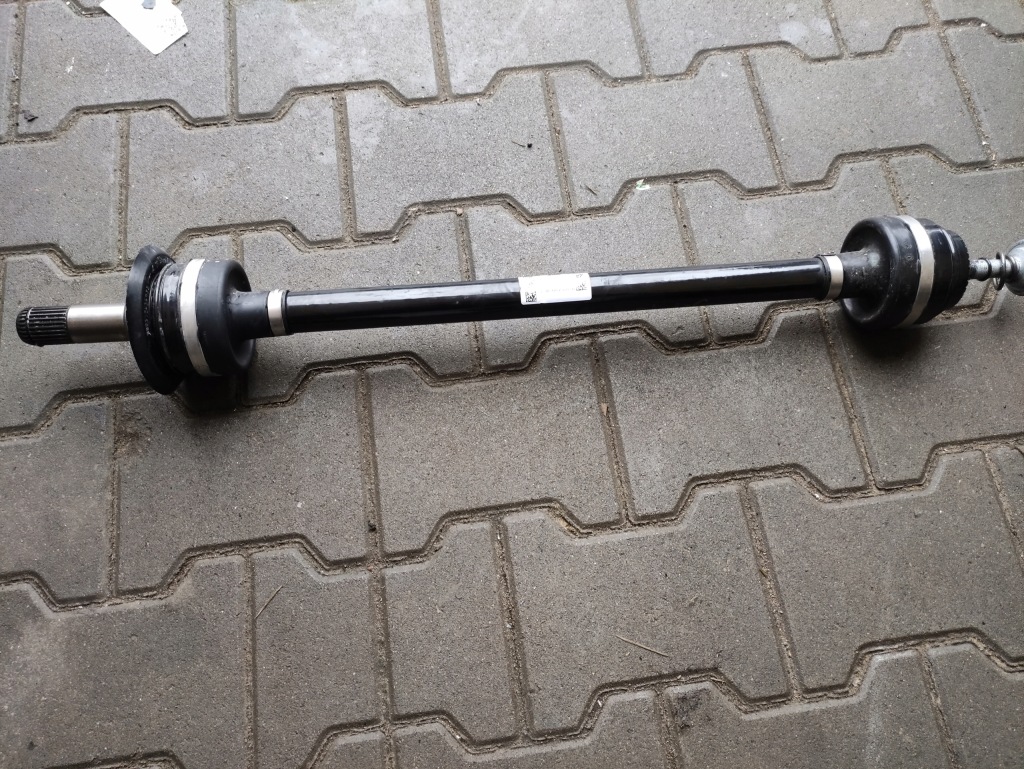 фото №1, Приводной вал задняя левая bmw 5 g30 g31 8664049