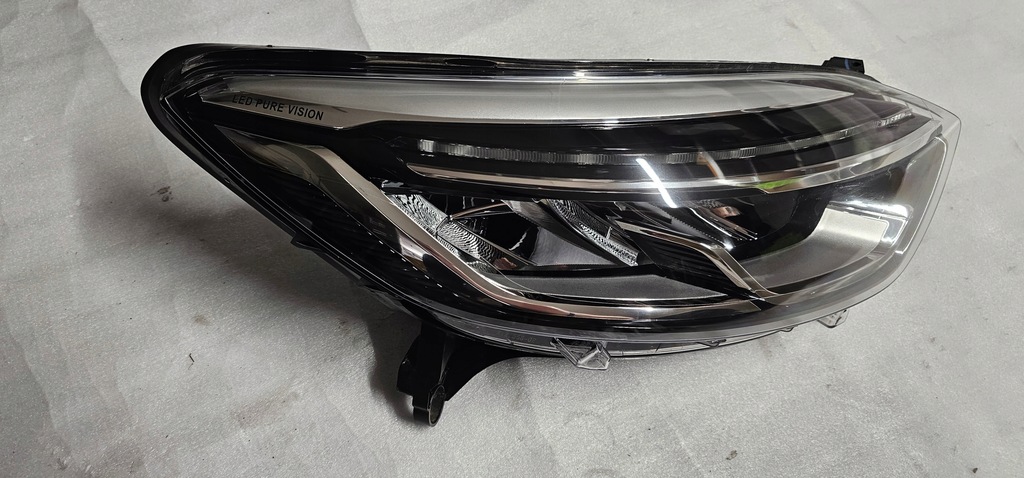 фото №2, Renault captur lift лампа передняя правая led