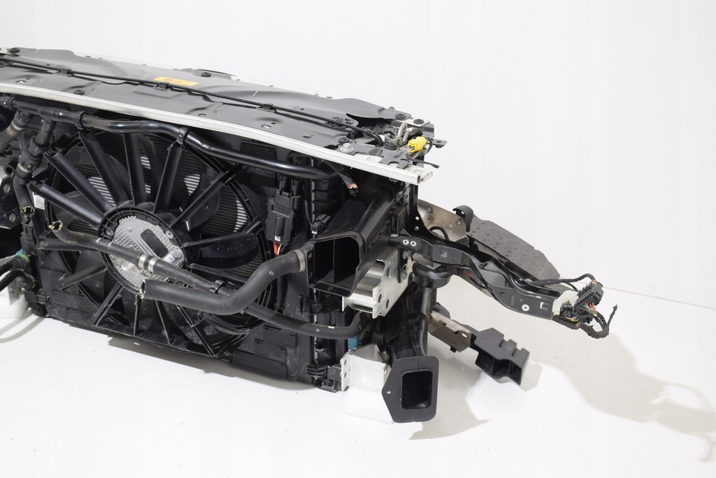 фото №15, Bmw g30 g31 lci 530e plug-in перед капот крыло pas радиатор радар 475