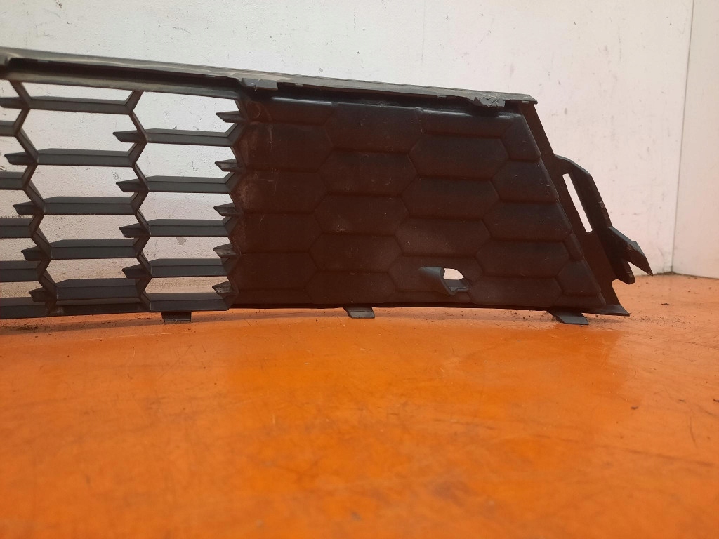 фото №7, Skoda fabia iv 21- решётка бампера перед передняя 6va853677