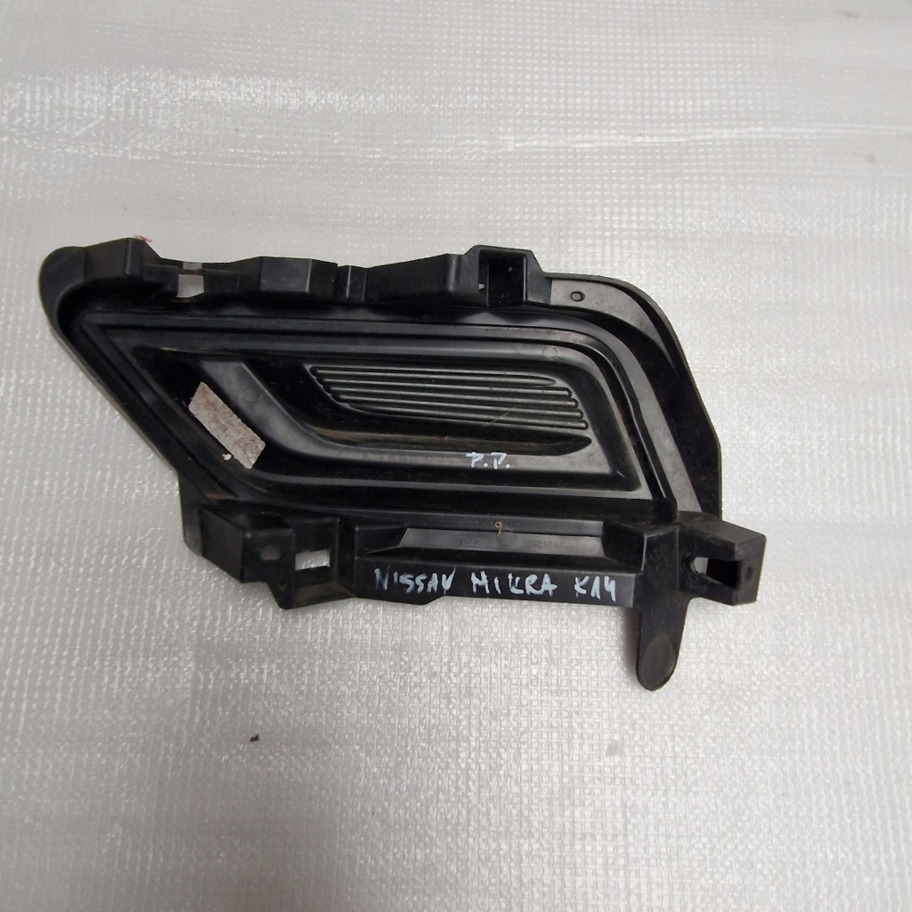 фото №6, Nissan micra k-14 решётка бампера правая перед 622565fa0b