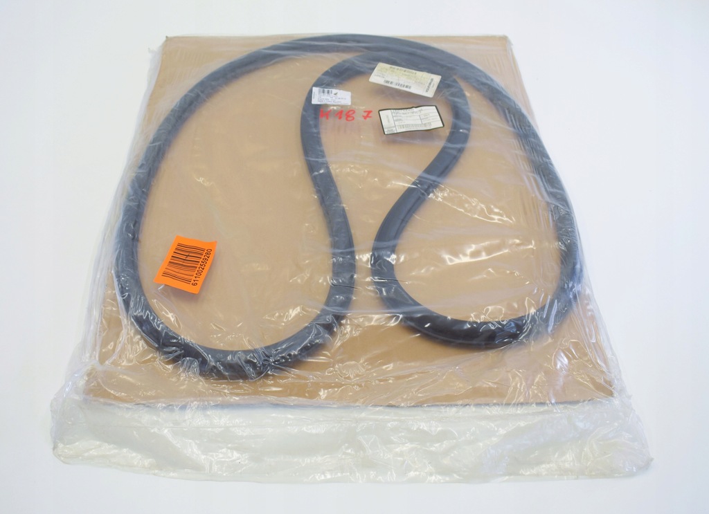 фото №1, Skoda octavia iii 5e прокладка дверь правых перед nowa