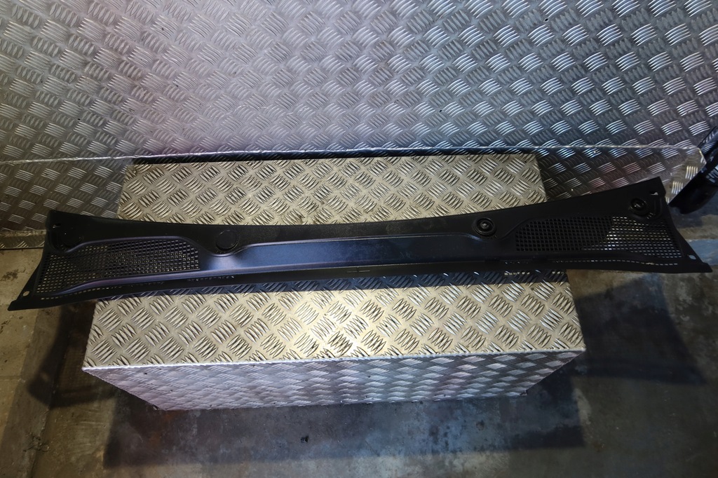 фото №1, Жабо верхний передние renault clio v 668115911r